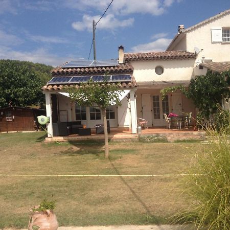 Bed and Breakfast La Vignarelle Callas Екстер'єр фото