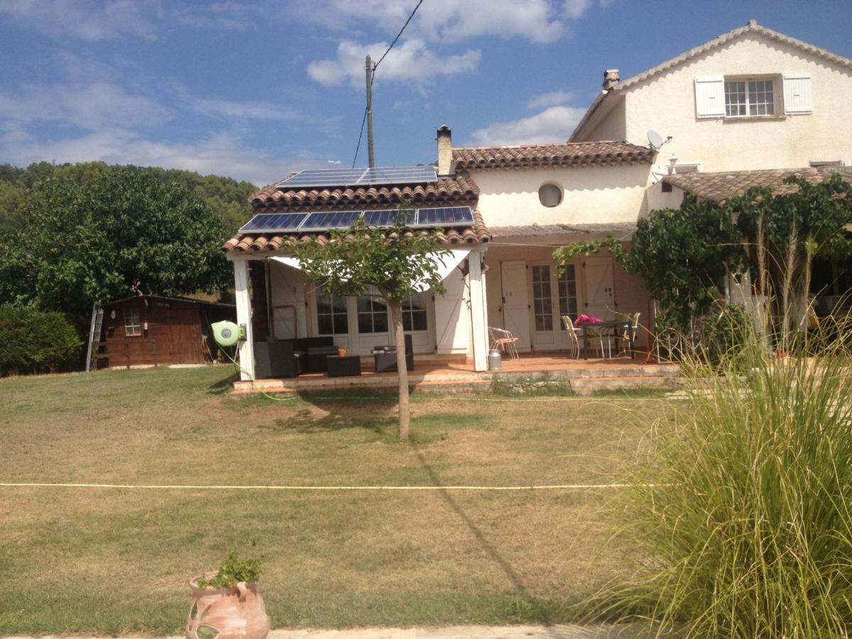 Bed and Breakfast La Vignarelle Callas Екстер'єр фото