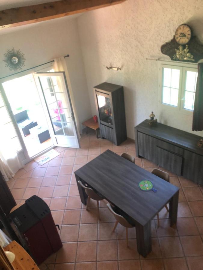 Bed and Breakfast La Vignarelle Callas Екстер'єр фото
