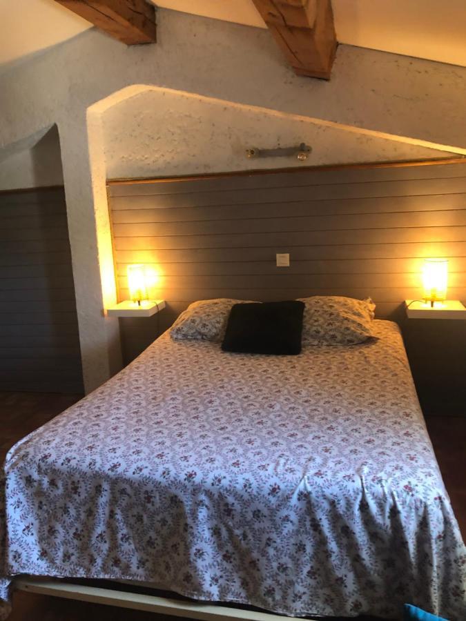 Bed and Breakfast La Vignarelle Callas Екстер'єр фото